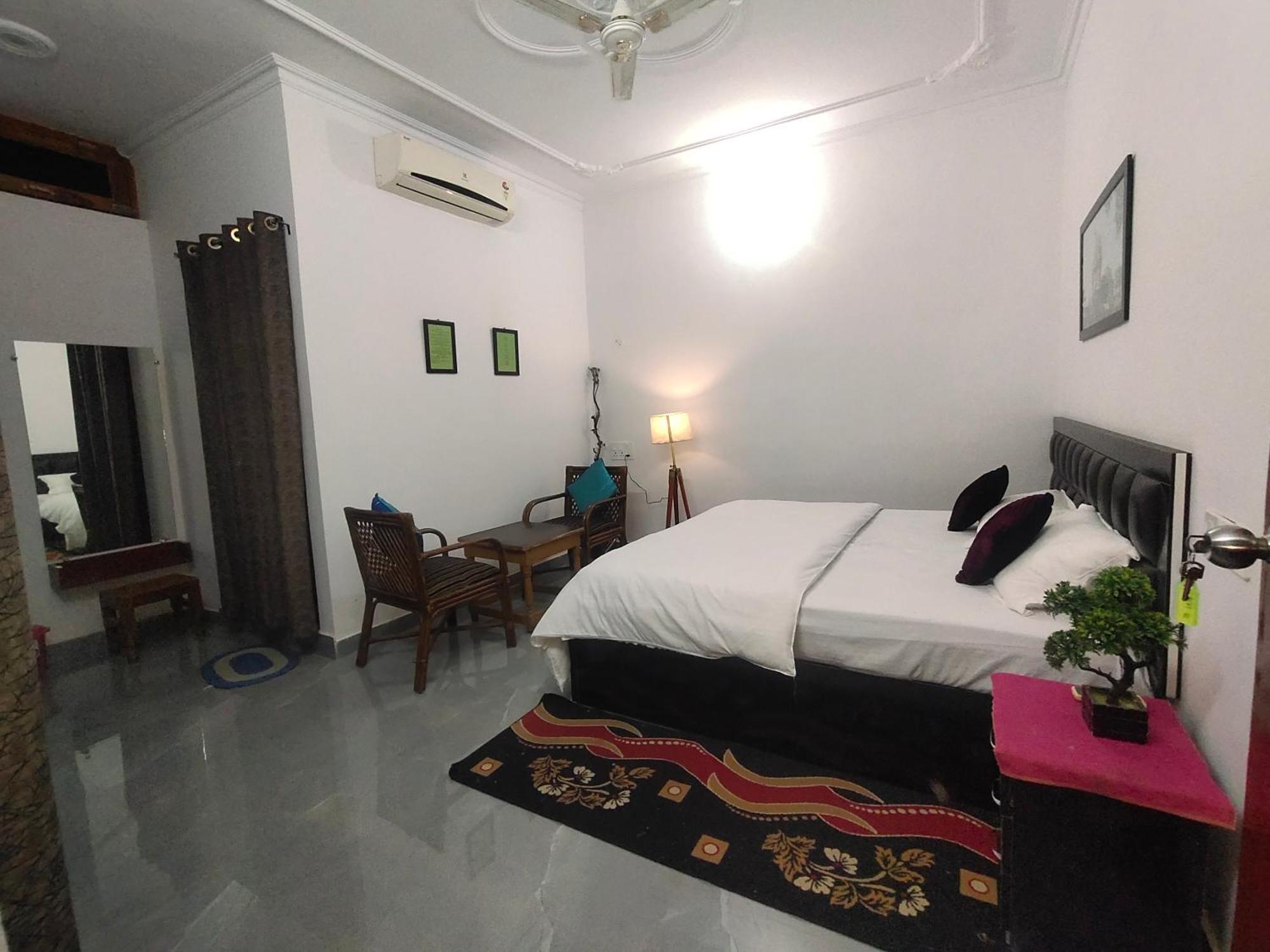 Khajuraho Glory Homestay מראה חיצוני תמונה