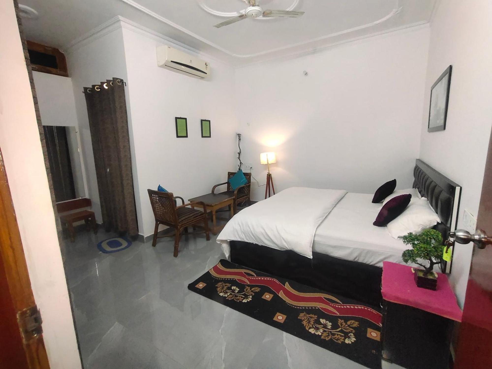 Khajuraho Glory Homestay מראה חיצוני תמונה