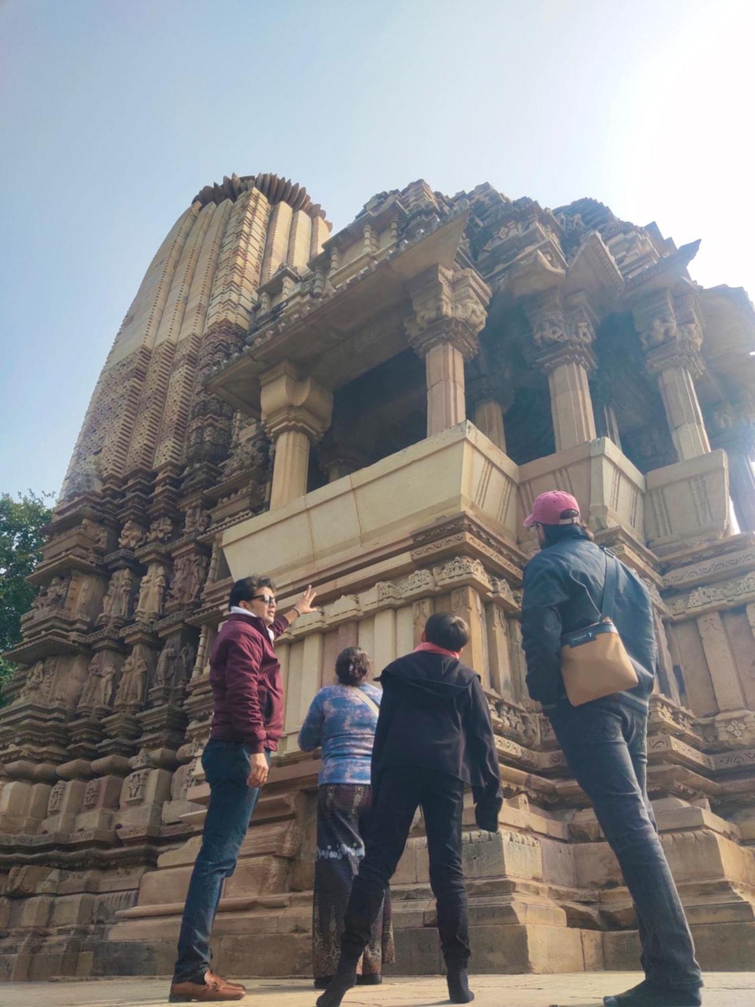 Khajuraho Glory Homestay מראה חיצוני תמונה