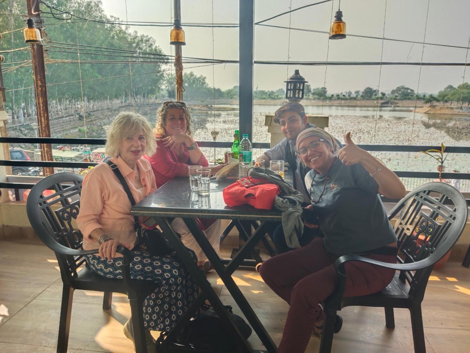 Khajuraho Glory Homestay מראה חיצוני תמונה